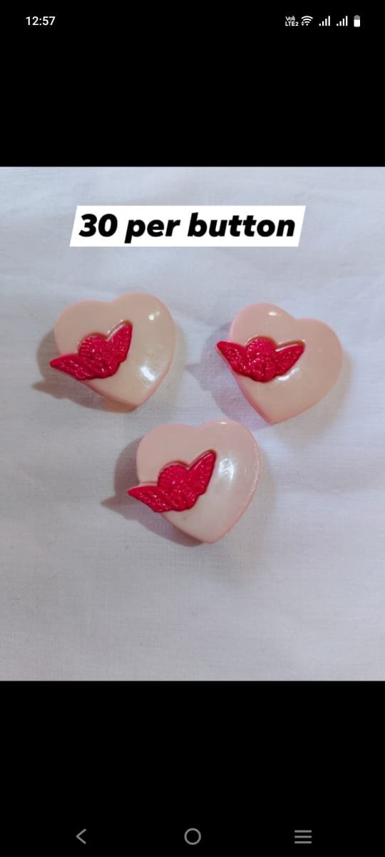 Flying Heart Buttons close-up – funky heart-shaped buttons by HnA Boutique Pakistan