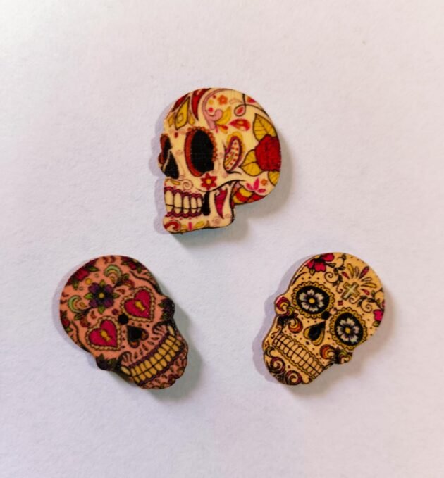 Close-up of Skull 1 Buttons in black with bold design – HnA Boutique Pakistan