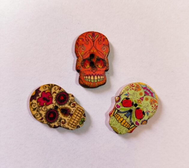 Front view of Skull 2 Buttons with bold edgy design – HnA Boutique Pakistan